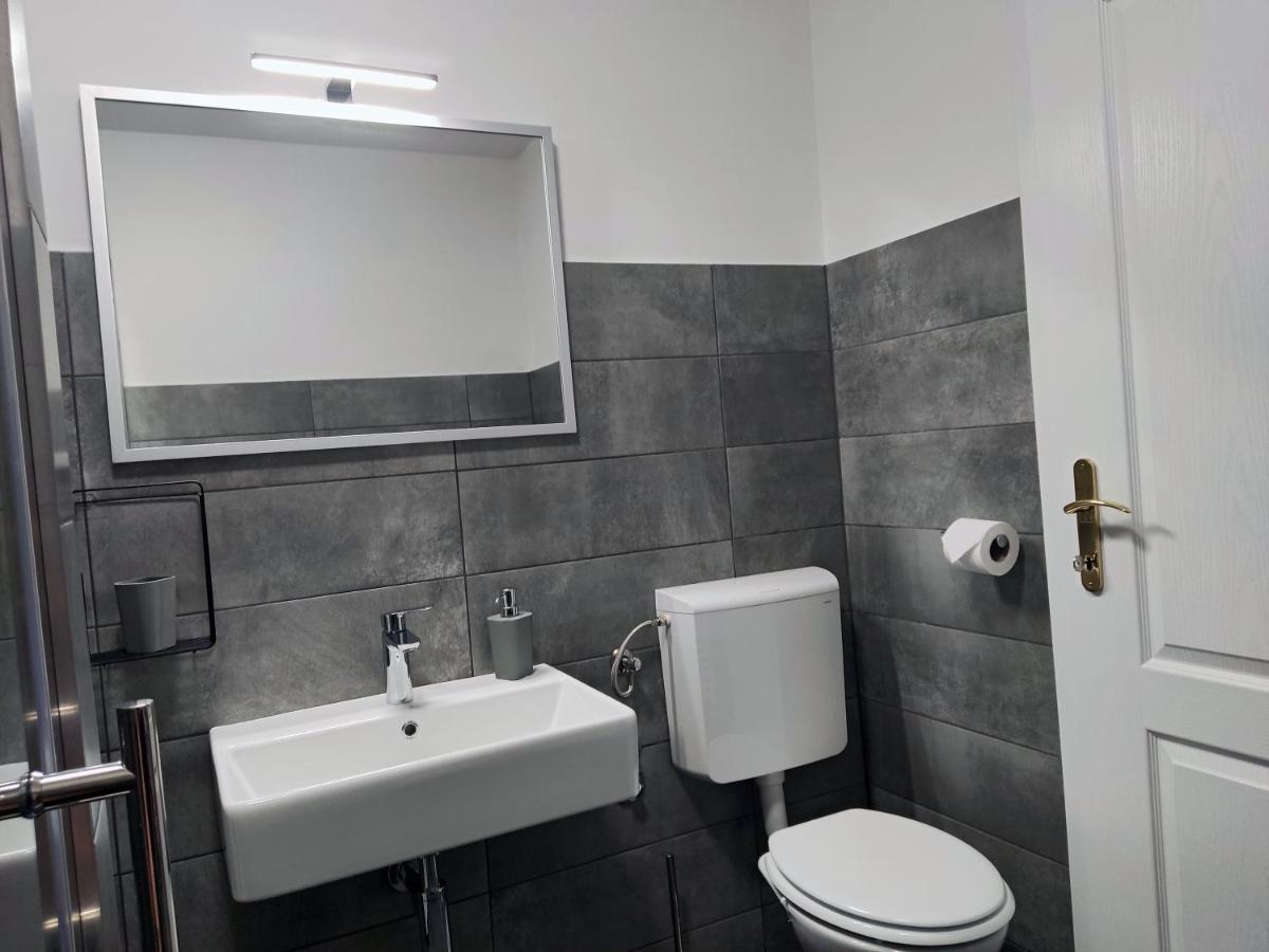 Apartment Rosa 1 روفينج المظهر الخارجي الصورة